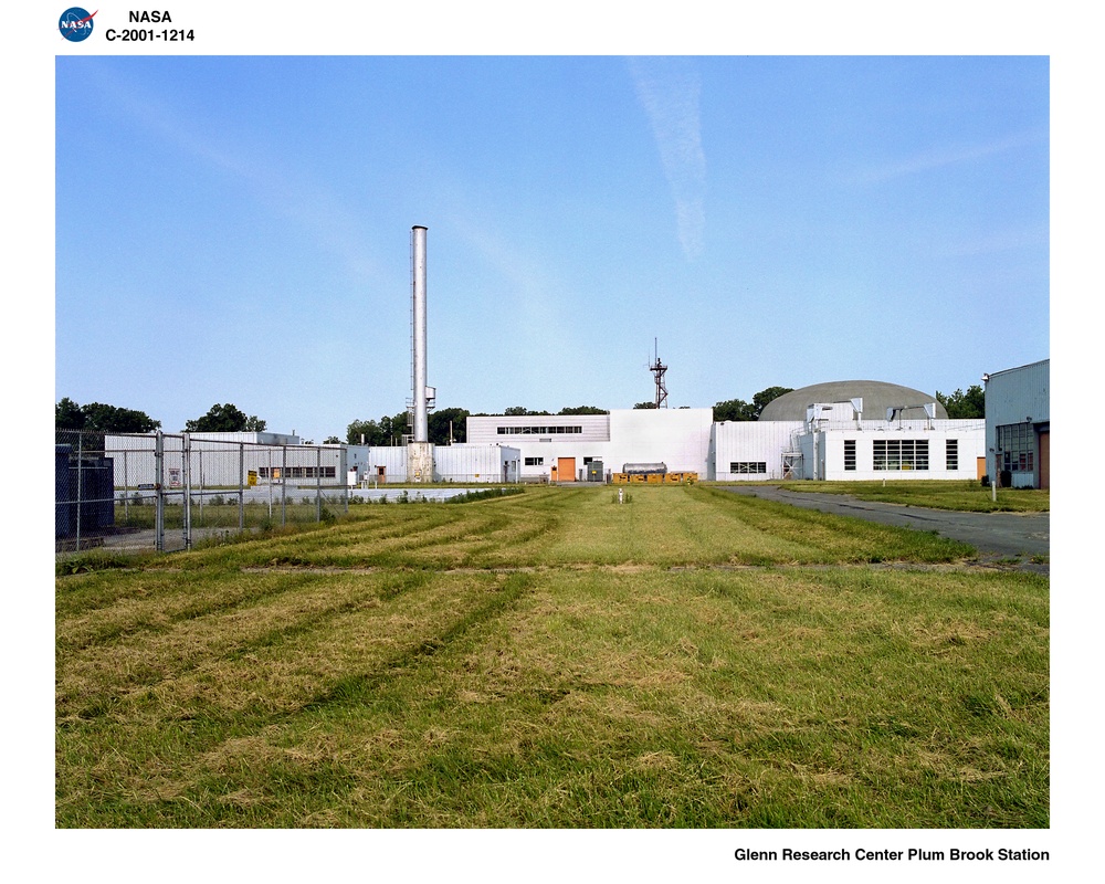 PLUM BROOK REACTOR FACILITY / EXTERIOR VIEW / E - W
