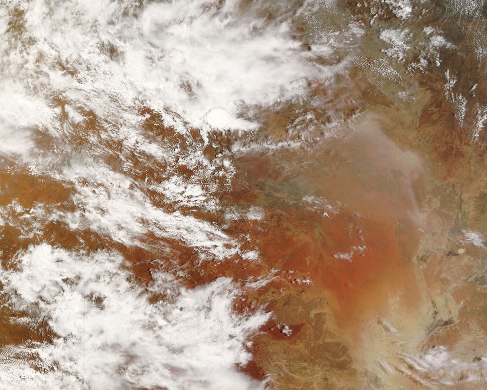 Simpson Desert Dust Storm: Natural Hazards