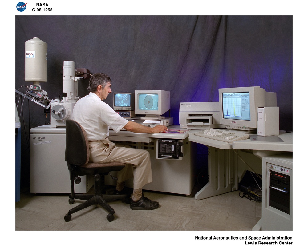 SILICON CARBIDE GROWTH FACILITY - CLEAN ROOM FACILITY AND SURFACE ANALYTICAL LABS