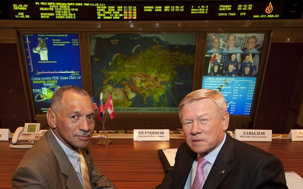 NASA and Russian Space Agency Administrators Meet