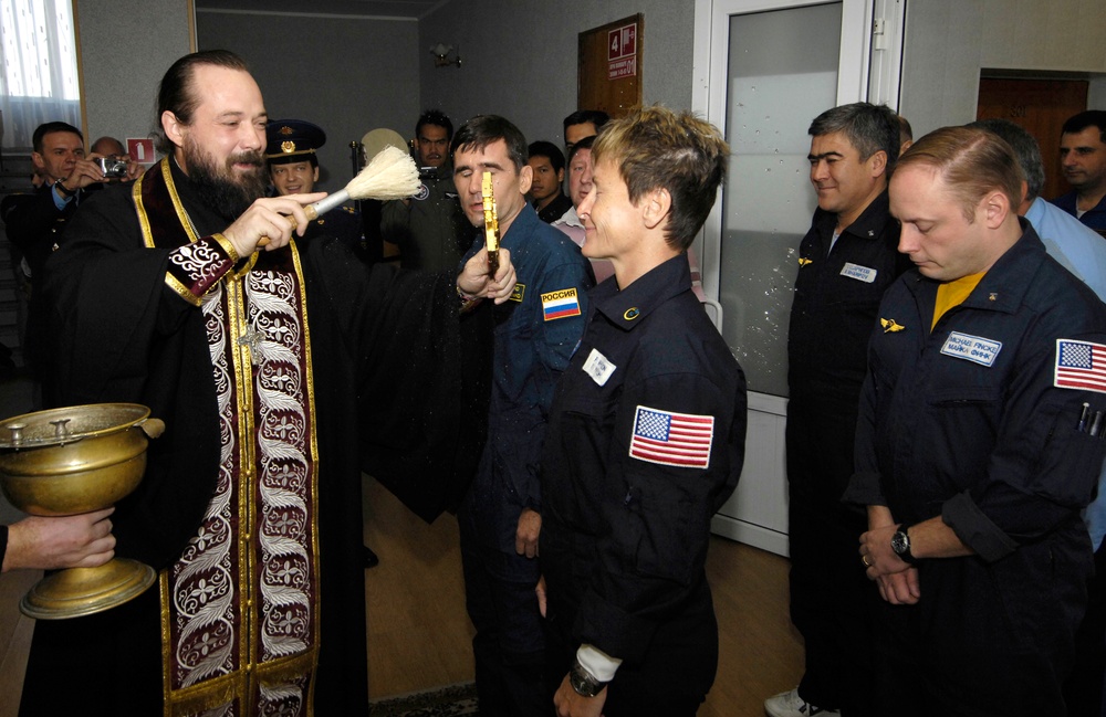 Expedition 16 Preflight