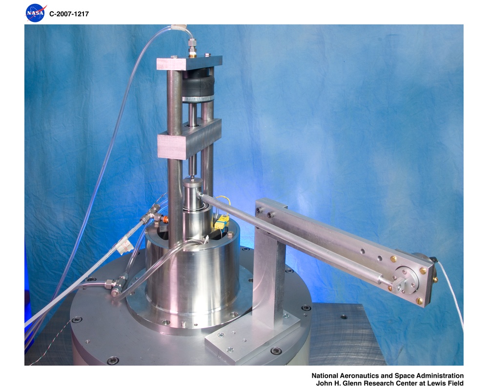 Oil-Free High-Temperature, Low-Speed Thrust Bearing Test Rig
