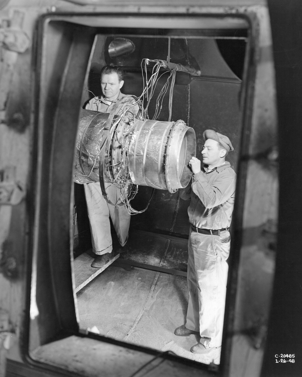 TG-180 ENGINE SETUP IN ALTITUDE TANK