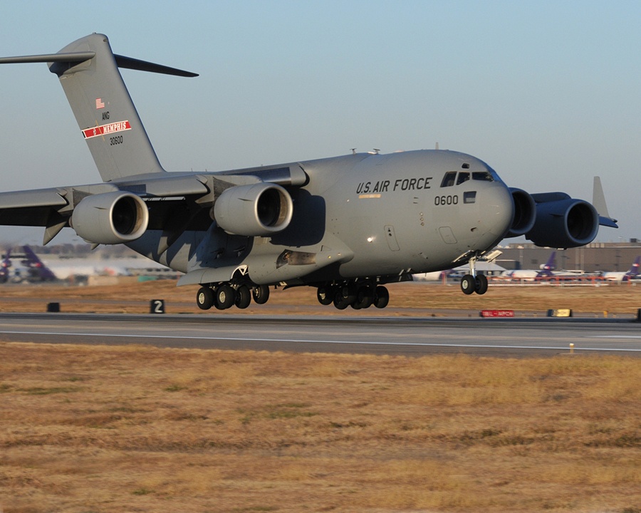 C-17 Aircraft arrives at 164th Airlift Wing, Memphis TN