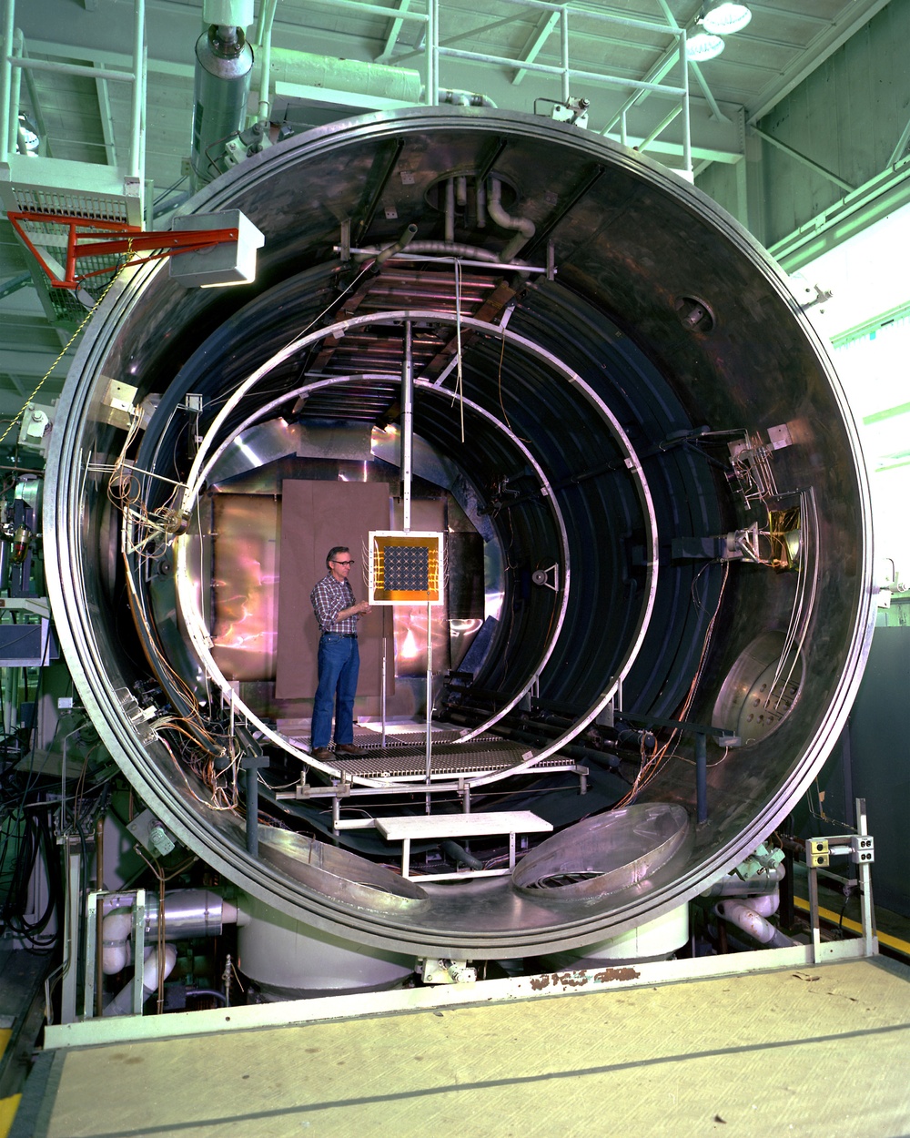 SOLAR ARRAY INSTALLED IN WEST IN TANK 5 ELECTRIC PROPULSION LABORATORY EPL