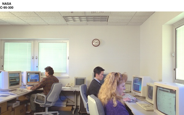 NASA LEWIS RESEARCH CENTER USER OPERATIONS FACILITY EQUIPMENT AREA  AND SOFTWARE DEVELOPMENT AND SCIENCE SUPPORT AREA