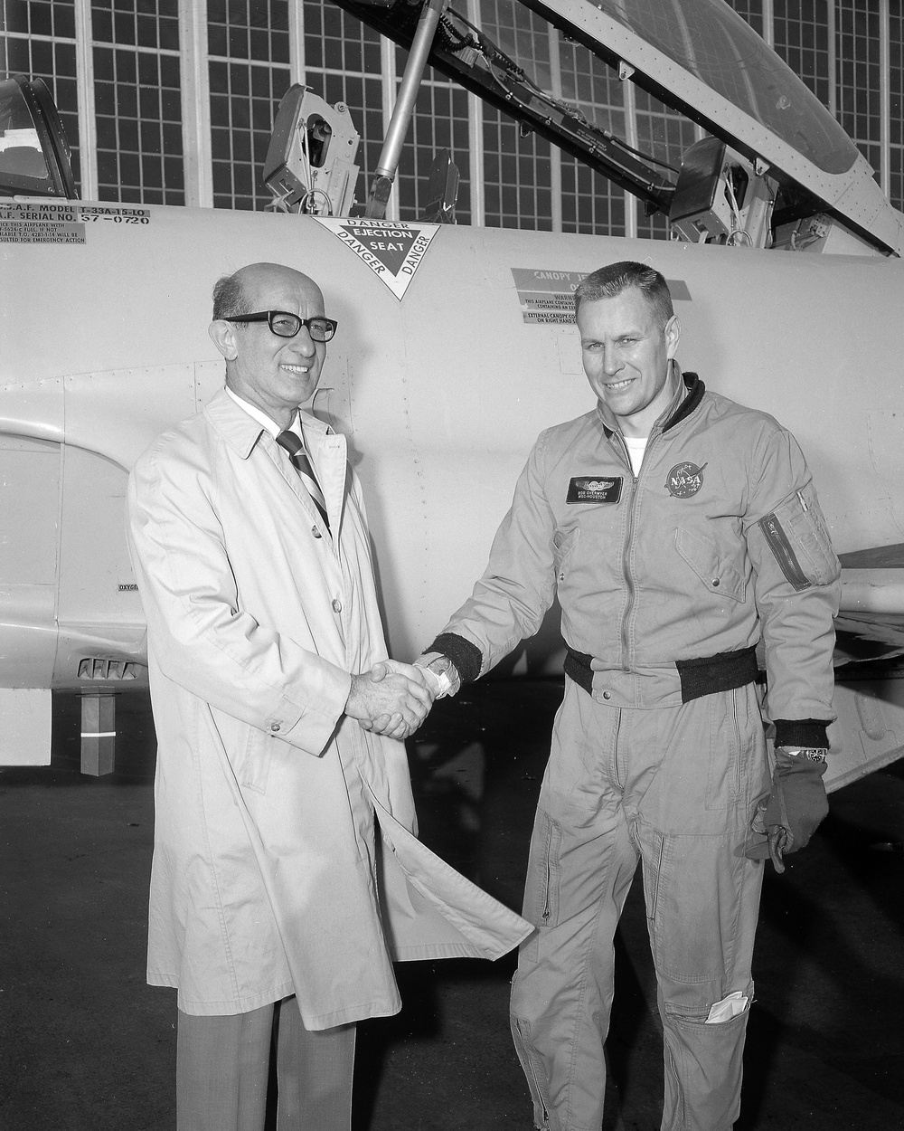 ASTRONAUT BOB OVERMEYER DURING VISIT TO NASA LEWIS RESEARCH CENTER