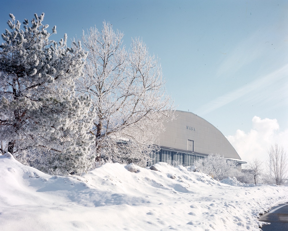 PICTORIAL VIEW OF HANGAR