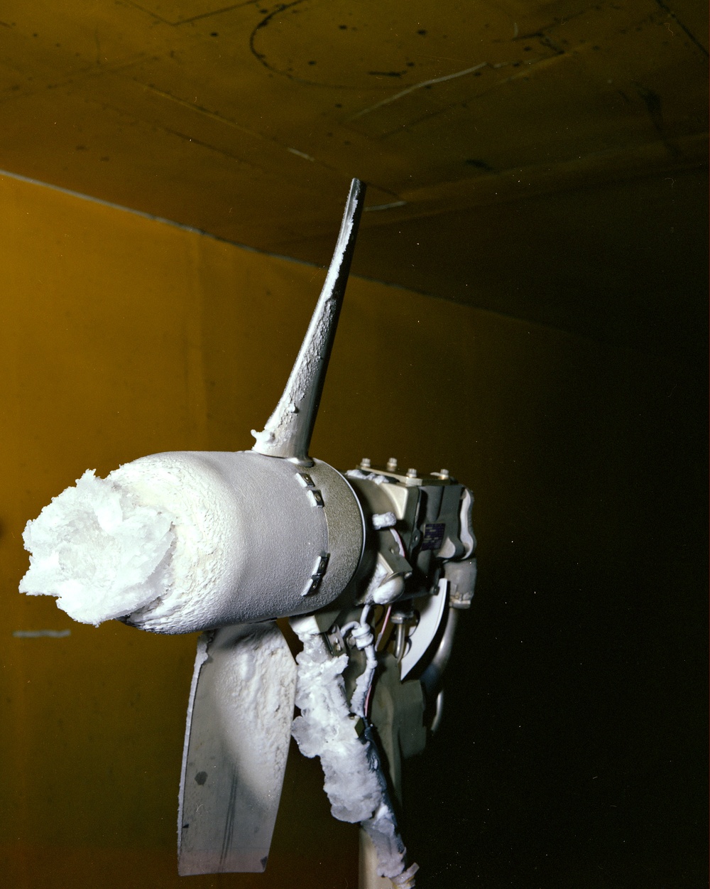 RAM AIR TURBINE IN ICING RESEARCH TUNNEL IRT
