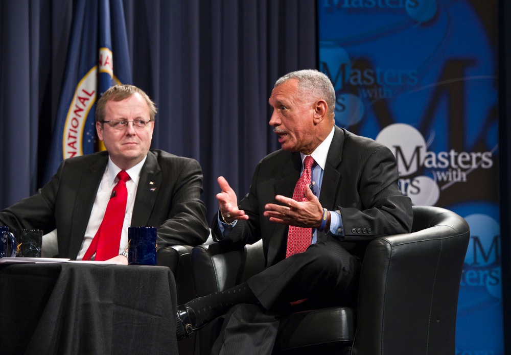 NASA DLR Agreement Signing (201012080005HQ)