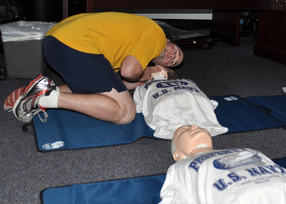 NRD Houston sailors conduct CPR training