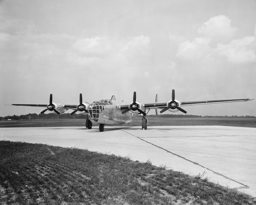 B-24D AIRPLANE