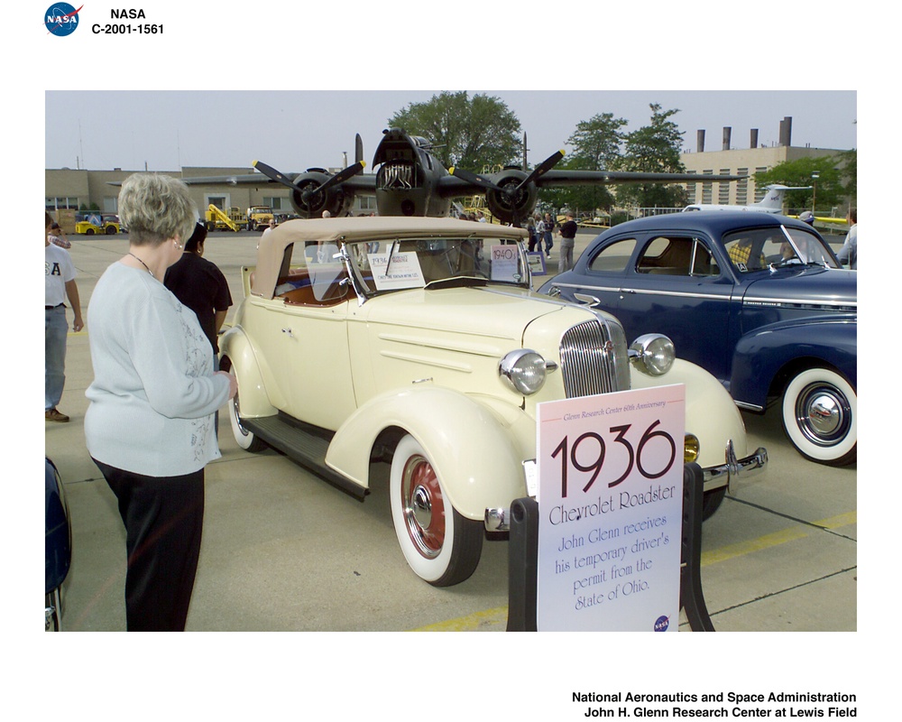 60TH ANNIVERSARY CELEBRATION / CLASSIC CAR DISPLAY