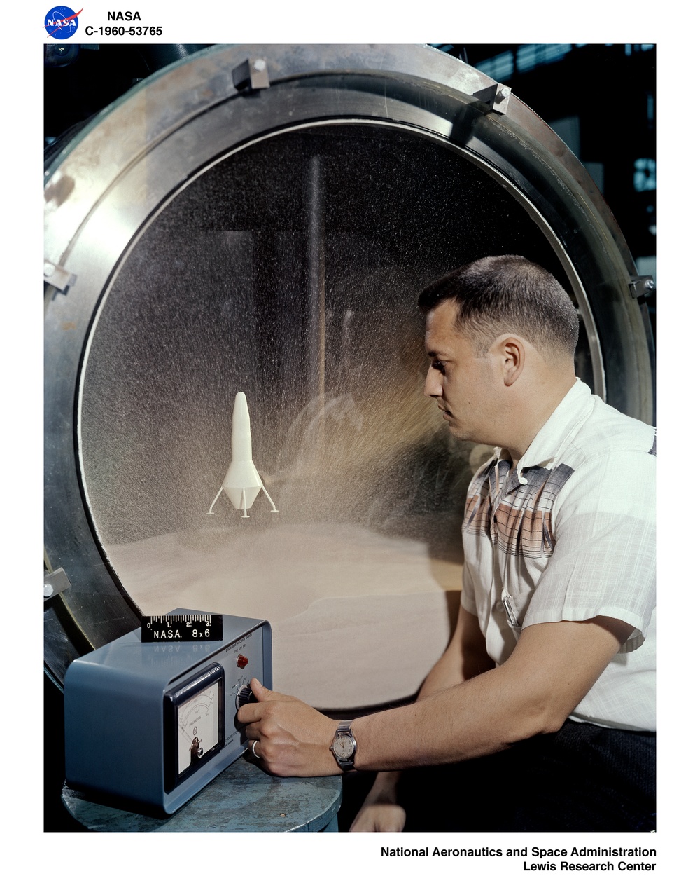 MOON DUST TANK IN THE 8X6 FOOT WIND TUNNEL