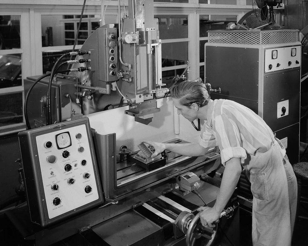 ELECTRIC DISCHARGE MACHINES WITH TURBINE BLADE AND ROCKET ENGINE AT THE TECHNICAL SERVICES BUILDING TSB