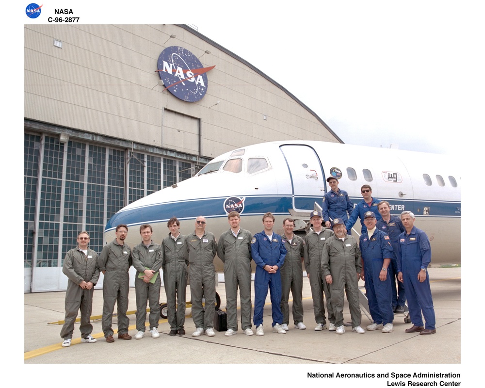 DC-9 AIRPLANE FLIGHT WEEK OF MAY 24 1996