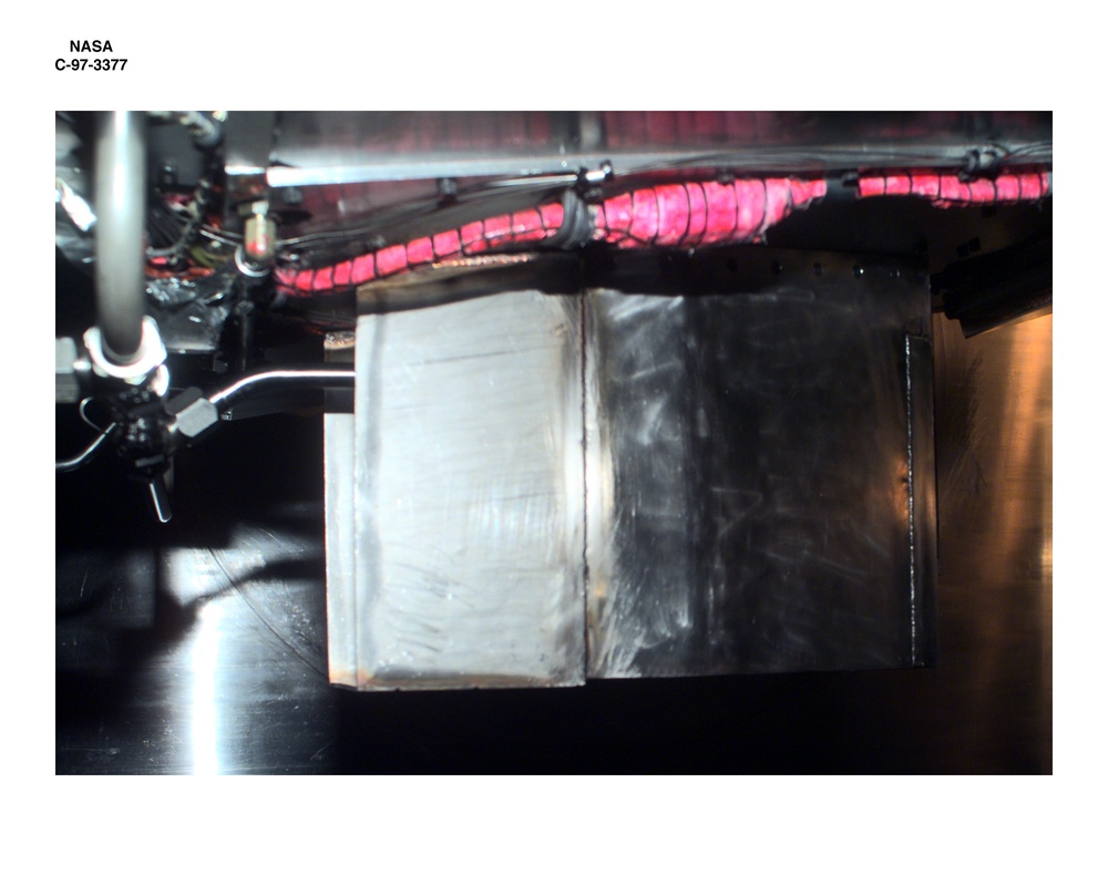 HIGH SPEED RESEARCH 2D INLET POPPET VALVES IN THE 10X10 FOOT WIND TUNNEL