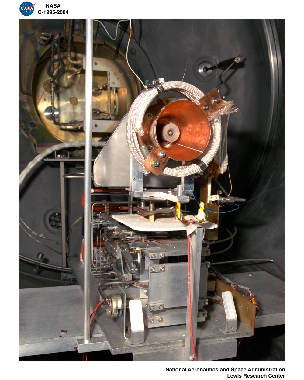 PULSED MAGNETOPLASMADYNAMIC THRUSTER