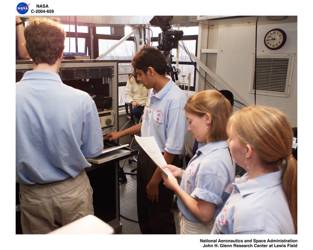 Dropping In a Microgravity Environment (DIME) - 2004