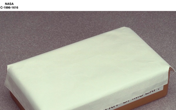 ASTRONAUT TEST KITS FOR LIQUID PHASE CENTERING EXPERIMENT