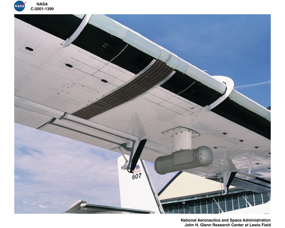 ICE SHAPES APPLIED TO THE WINGS AND TAIL OF THE TWIN OTTER AIRCRAFT