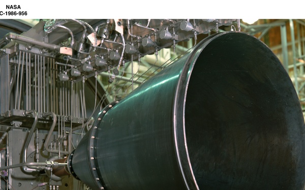 1000:1 ENGINE ASSEMBLY AT ROCKET ENGINE TEST FACILITY RETF
