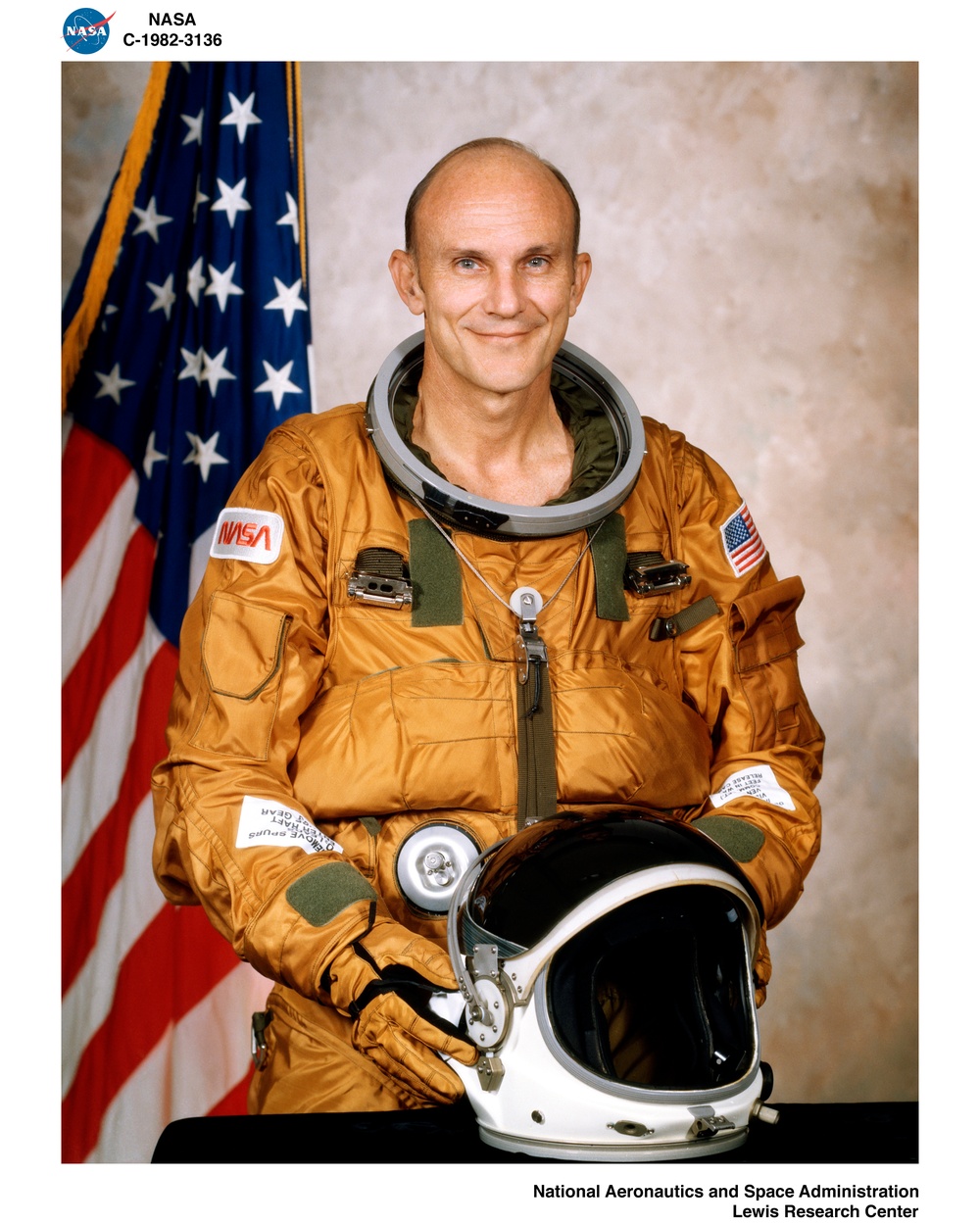 SHUTTLE CREW - HARTSFIELD &amp; MATTINGLY