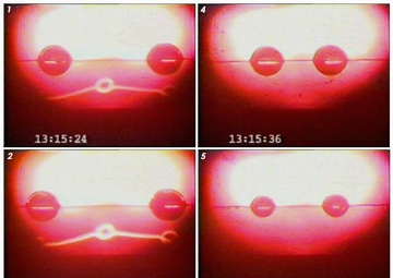 Series of Two Droplets on Fiber Approaching Ignition