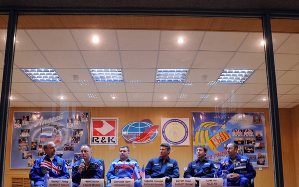 Expedition 18 Press Conference