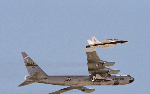 VIP Briefing photos to be used for the various NASA Centers