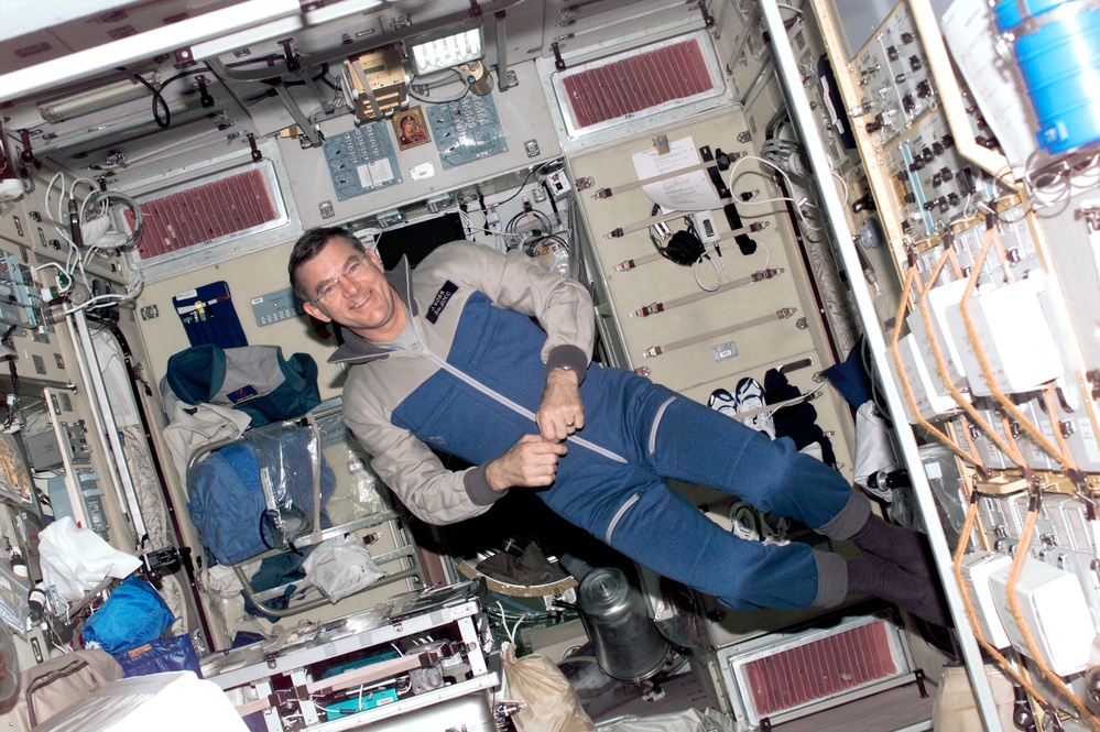 Voss in Service Module