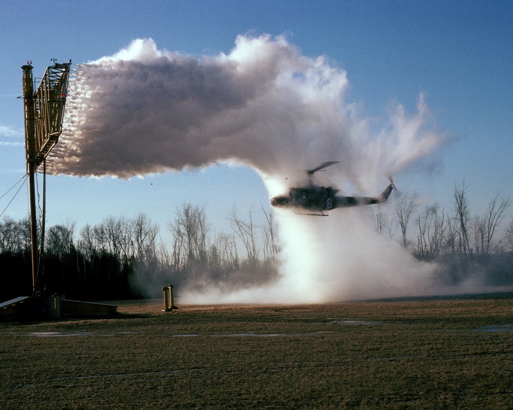 OTTAWA SPRAY RIG FOR HELICOPTER TESTS
