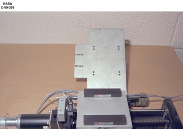 RUB STRIP MATERIAL EVALUATORS USING FAN BLADE TIP SIMULATOR