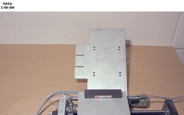 RUB STRIP MATERIAL EVALUATORS USING FAN BLADE TIP SIMULATOR