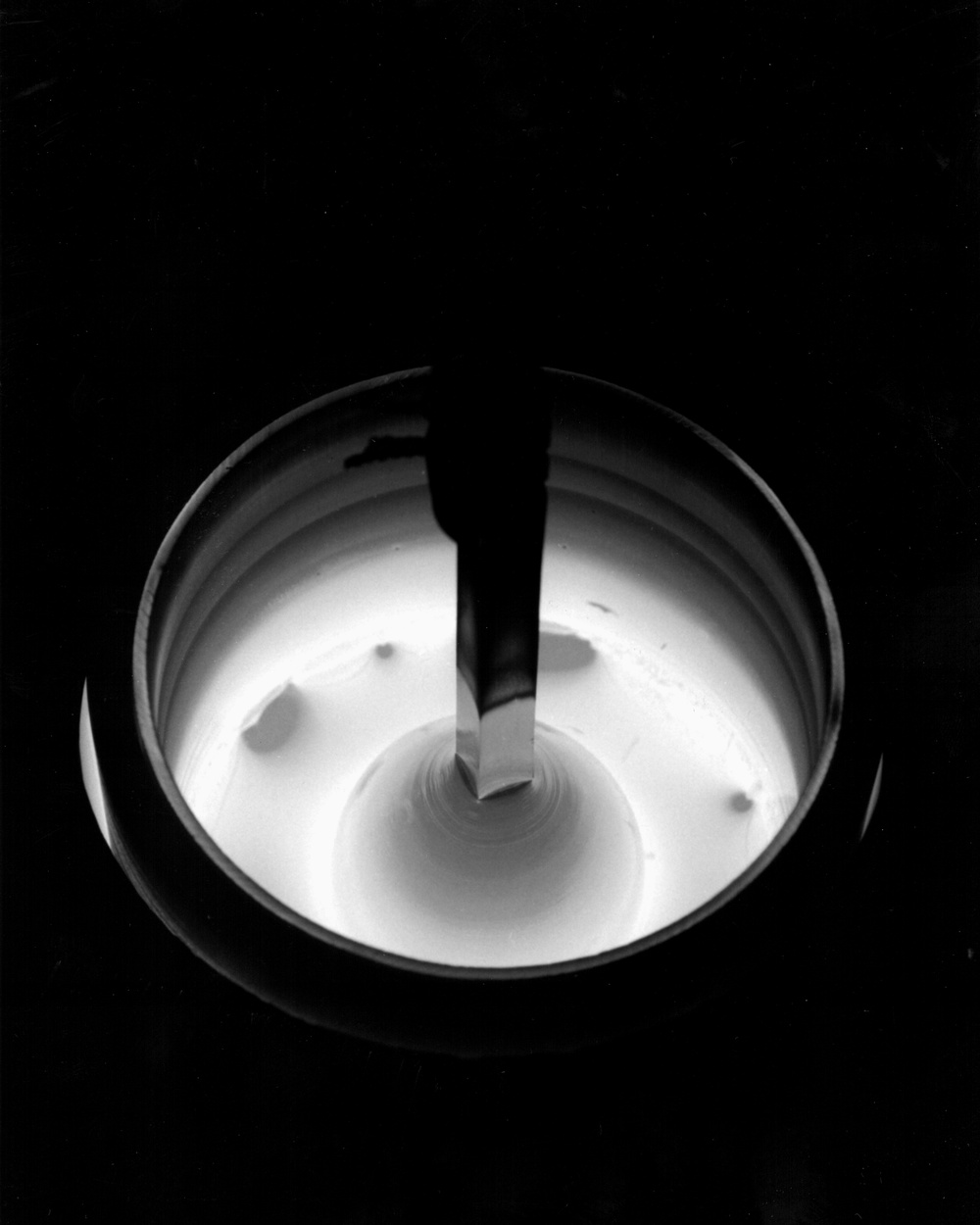 CRYSTAL GROWING FURNACE