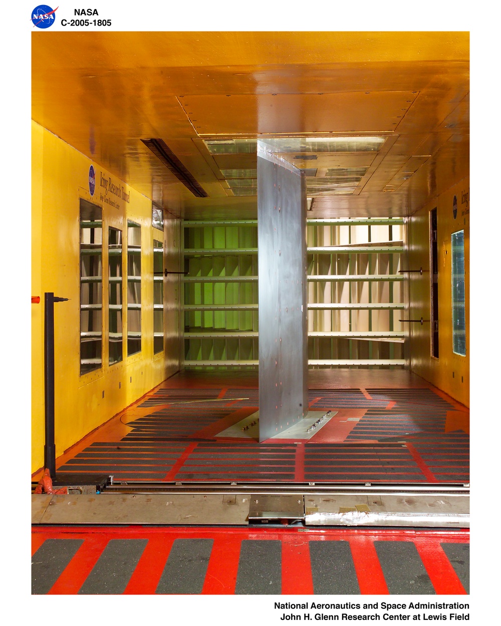 Encounter Duration Performance Sensitivity Test (EDPST) hardware installed in the Icing Research Tunnel (IRT) test section