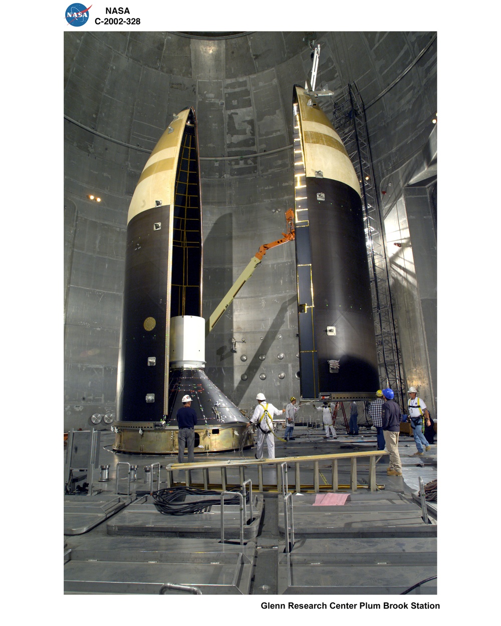 BOEING DELTA 4 SHROUD SEPARATION TEST IN SPACE POWER FACILITY AT NASA PLUM BROOK STATION
