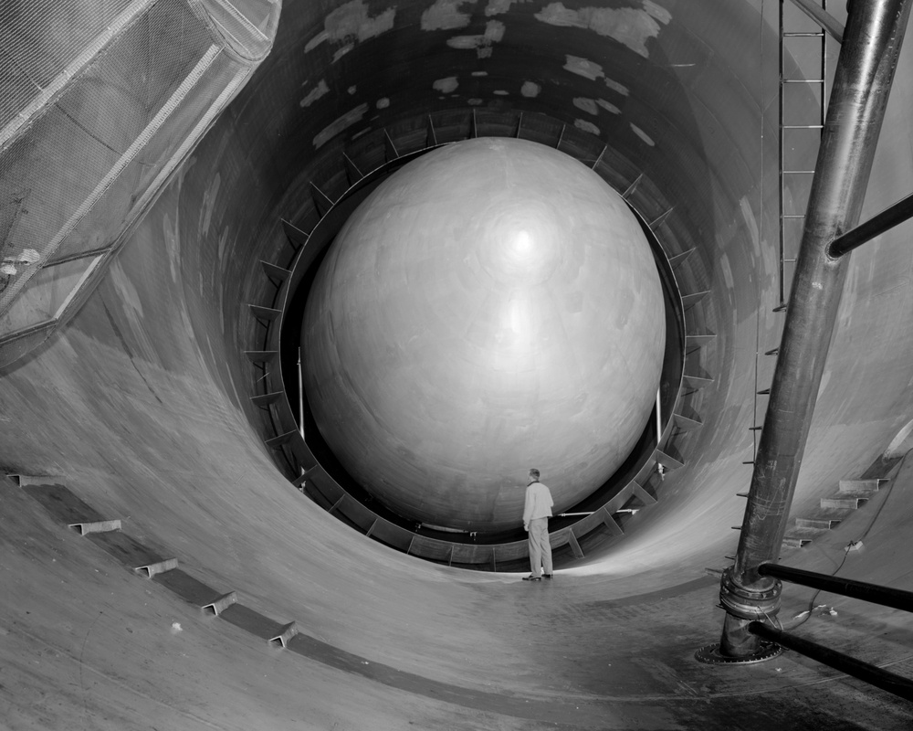 DIFFUSER FOR COOLER IN THE 10X10 FOOT WIND TUNNEL MAIN DRIVE