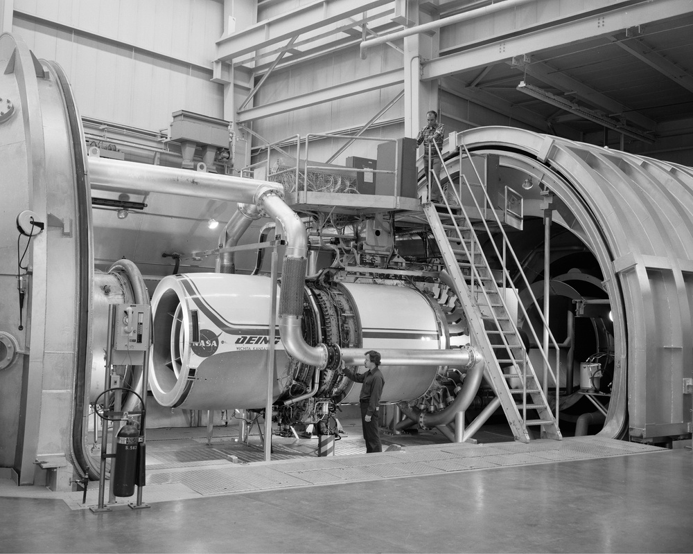 ENGINE TEST RINGS IN THE PROPULSION SYSTEMS LABORATORY PSL TANKS 1 - 2 - 3