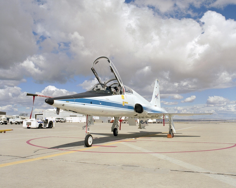 Chief pilot Gordon Fullerton in the cockpit of the Dryden's T-38 Aircraft.