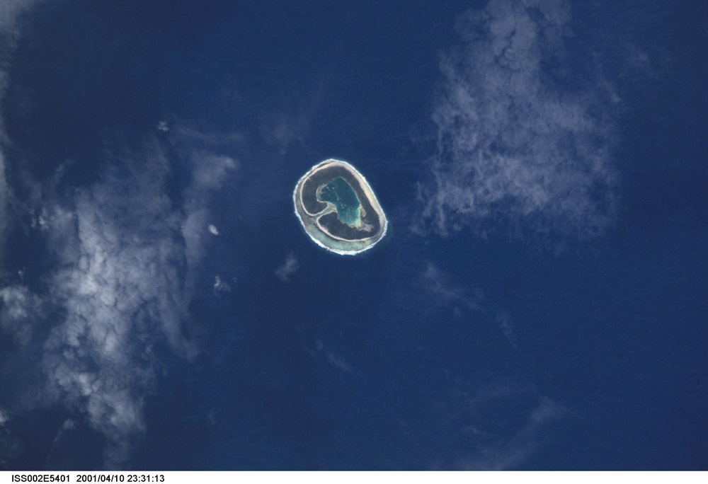 Atolls in the Tuamotu Archipelago, French Polynesia : Image of the Day