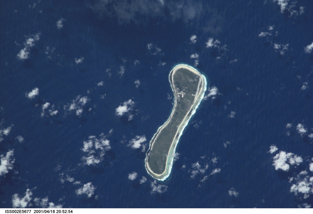 Atolls in the Tuamotu Archipelago, French Polynesia : Image of the Day