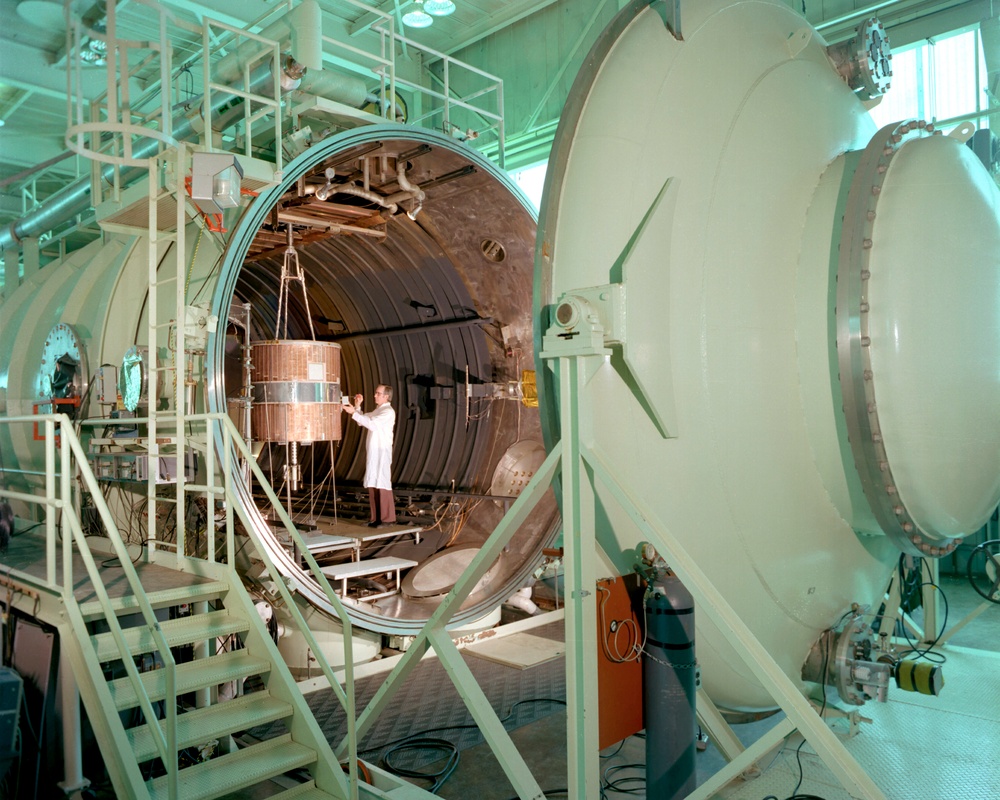 EXPERIMENT IN ELECTRIC PROPULSION LABORATORY EPL