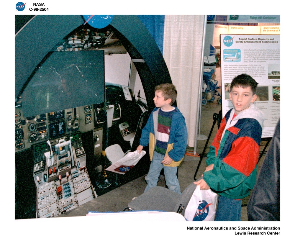 1998 LEWIS RESEARCH CENTER OPEN HOUSE