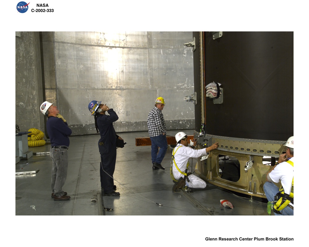 BOEING DELTA 4 SHROUD SEPARATION TEST IN SPACE POWER FACILITY AT NASA PLUM BROOK STATION