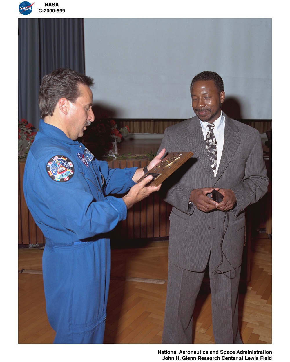 SILVER SNOOPY AWARD PRESENTATIONS AND AWARD RECIPIENTS / ASTRONAUT CHARLES CAMARATA AND WOODROW WHITLOW