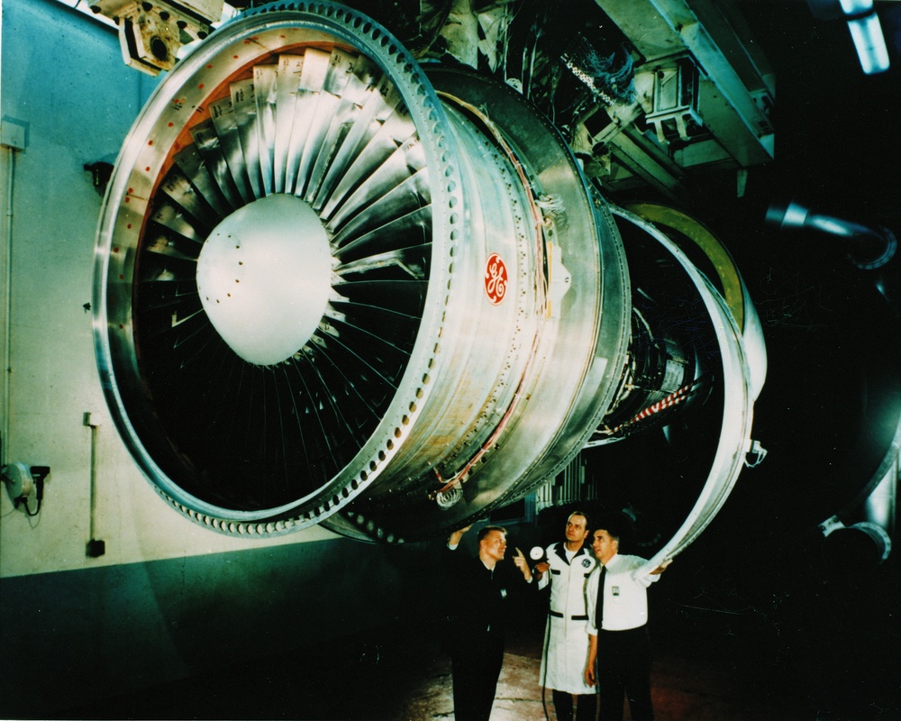 CF-6 ENGINE IN GENERAL ELECTRIC GE TEST CELL