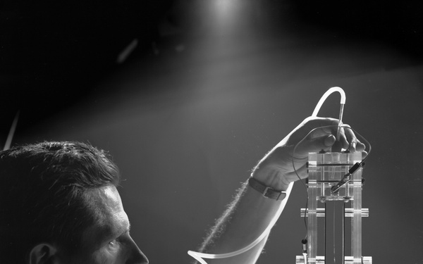 LIQUID JET DISINTEGRATION IN A 3000 VOLT ELECTRICAL FIELD