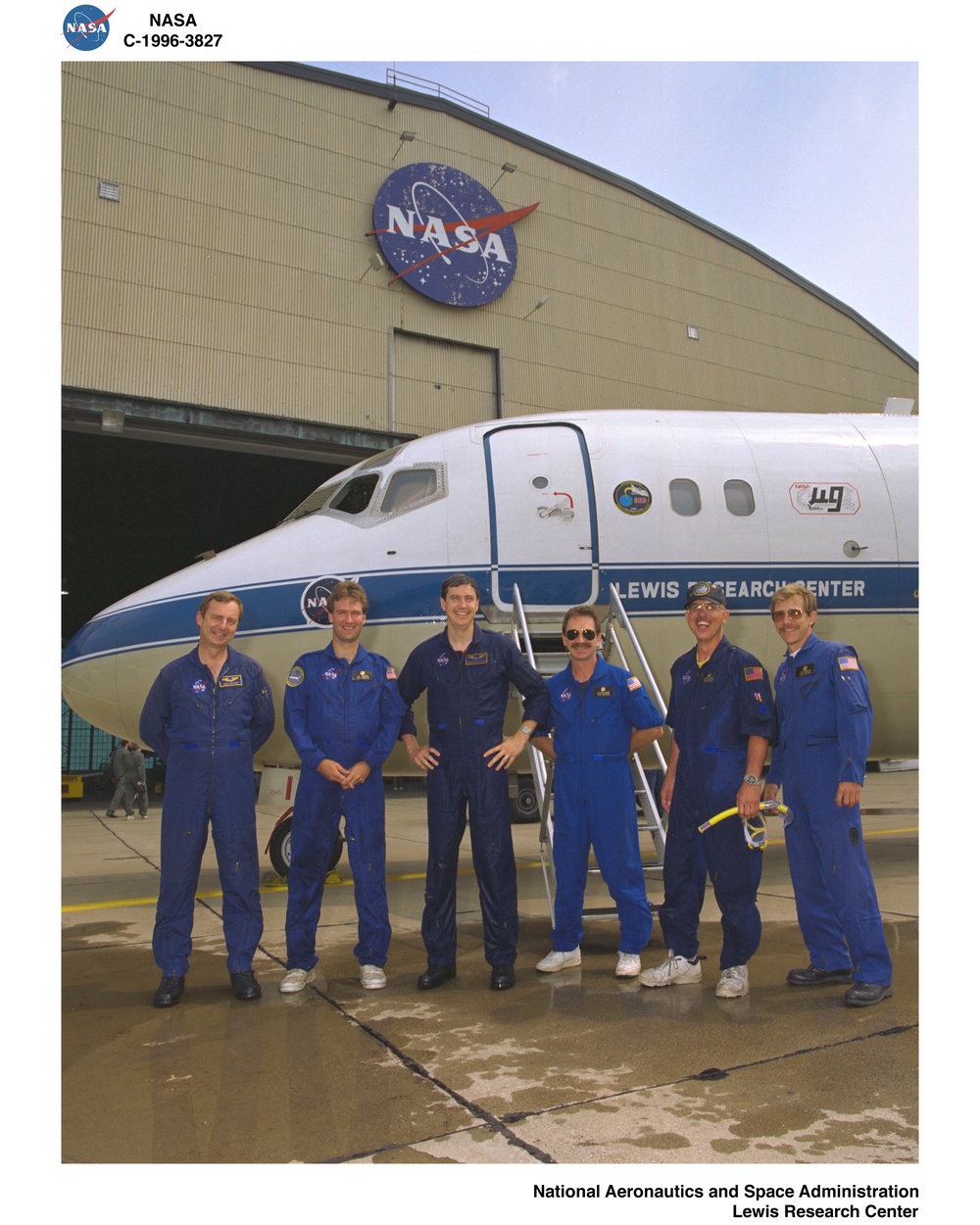 DC-9 AIRPLANE FLIGHT WEEK OF AUGUST 5 1996