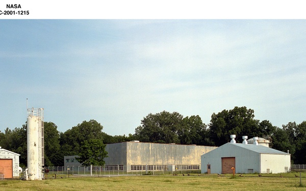 PLUM BROOK REACTOR FACILITY / EXTERIOR VIEW / E -NW